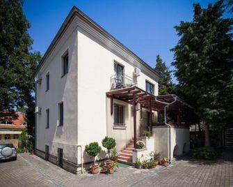 Villa Cecile - Sopron - Building