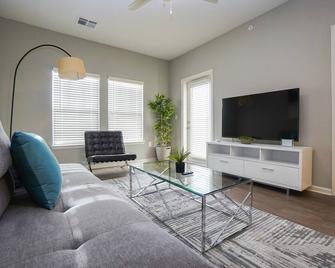 Aurora Apartments by Barsala - Madison - Living room