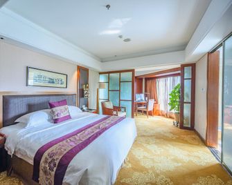 Gulangwan Grand Hotel - Xiamen - Bedroom