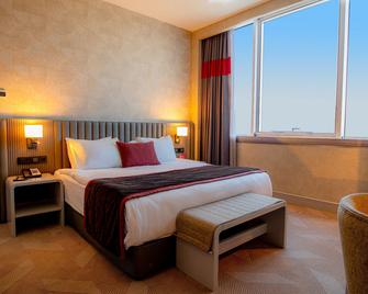 Ramada by Wyndham Diyarbakir - Diyarbakır - Ložnice