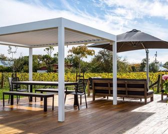 The Wine Shed - Martinborough - Innenhof