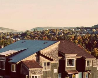 Chalet Style Apartments - Chalet Style Apartments #7 - Wheelchair Accessible - Corner Brook - Building