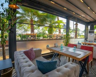 Nebilux Hotel - Antalya - Makuuhuone