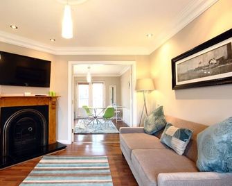 Luxurious KC House - Dungannon - Obývací pokoj