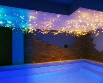 Dujany - Ayas - Pool