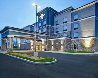 Homewood Suites by Hilton Orange New Haven - Orange - Edificio
