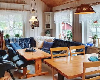 8 person holiday home in Sundlandet - Kyrksæterøra - Living room