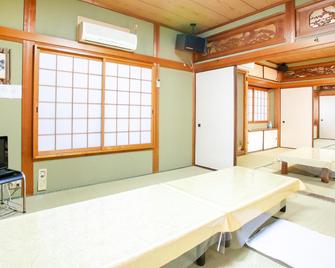 Uotora - Minamichita - Ruokailuhuone