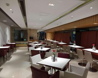 Jinjiang Inn Baoding Railway Station East Station - Baoding - Restaurante