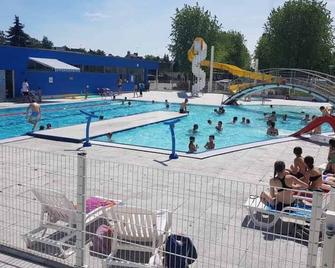 Camping La Sittelle - Loue - Piscina