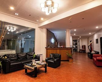 Kiwi Hotel - Ciudad de Cebú - Lobby