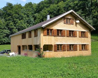 Comfort in newly renovated Wälderhaus overlooking the Kanisfluh - 슈네파우 - 건물