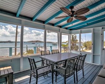 Spacious 1 Bed/1 Bath Home Overlooking the Harbour - Great Guana Cay - Balcón
