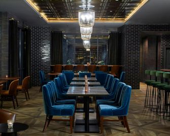Cumberland House Knoxville Tapestry Collection by Hilton - Ноксвіль - Ресторан