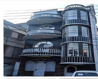 New Hotel White Palace - Kolkata - Building