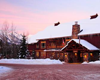 Timberline Lodges by Fernie Lodging Company - Fernie - Gebouw