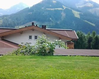 Ferienwohnung Haus Germania - Brixen im Thale