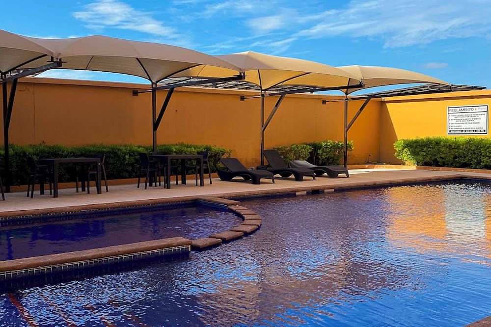 Altavista - Reynosa - Piscina