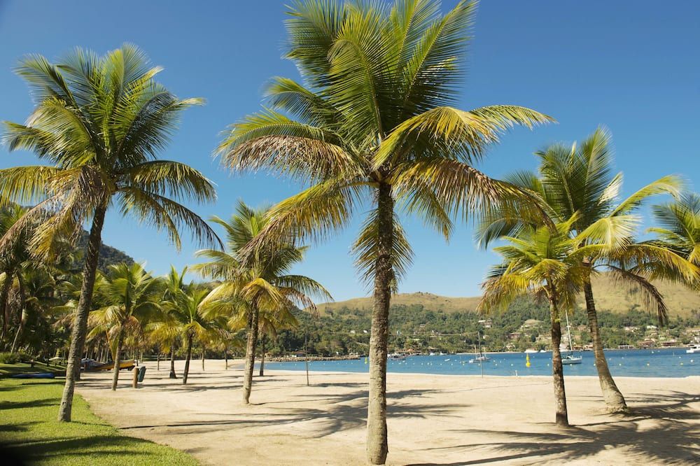 Portogalo Suite Hotel - אנגרה דוס רייס - חוף