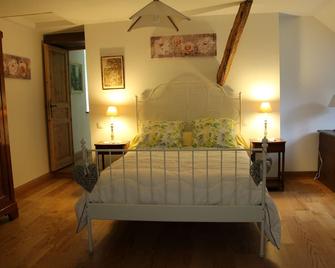 Mountain gîte in the Pyrenees - Couflens - Habitación