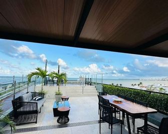 Edifício Ozean Home Service - Likehome Hospedagens - João Pessoa - Balcony