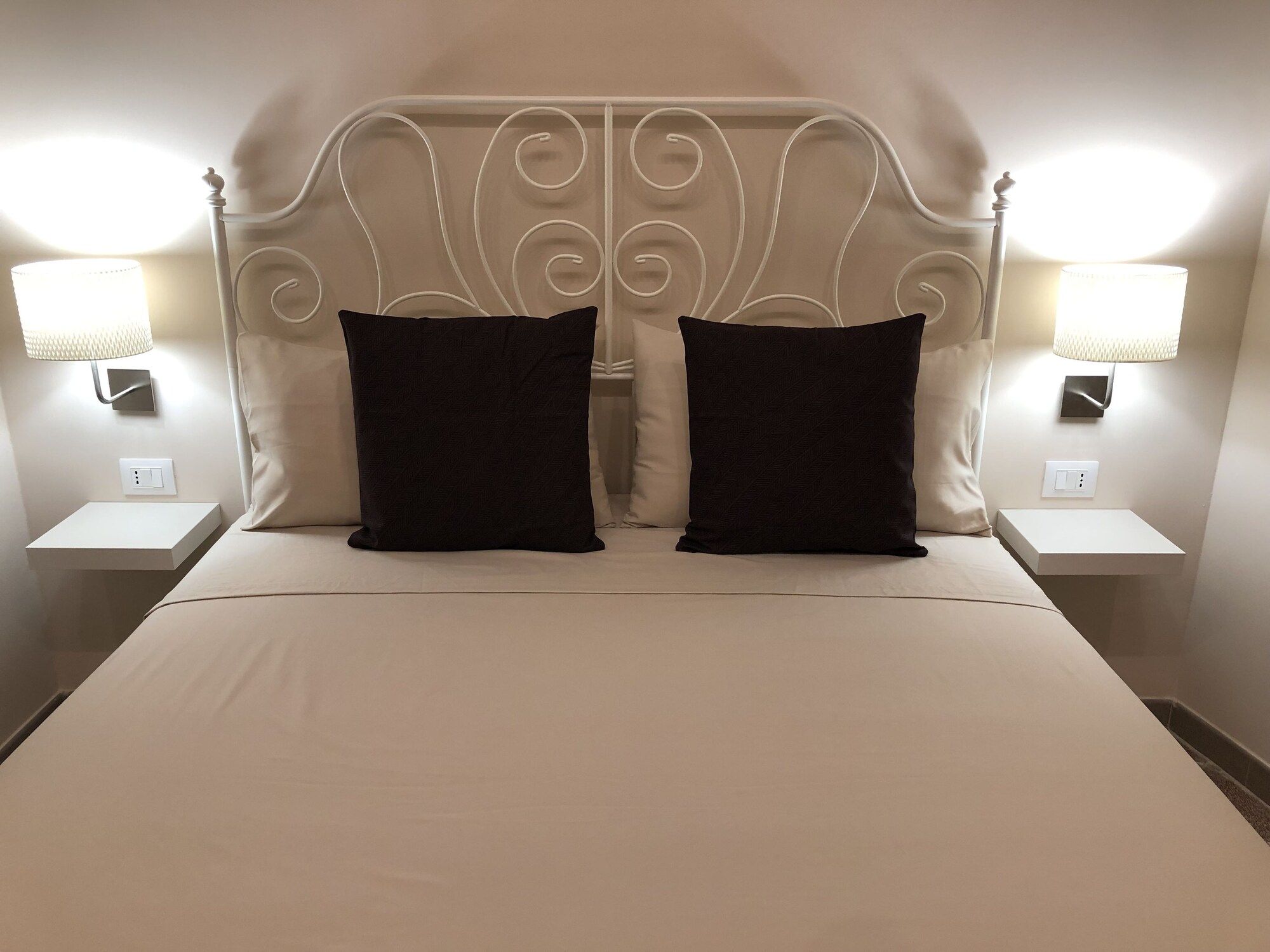 B&B Meliora Rooms - Avola - Camera da letto