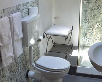 Locanda Dal Moccia - La Spezia - Bathroom