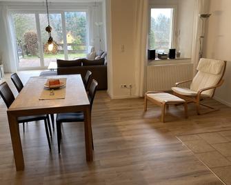 Landhaus Böhmer, Ferienwohnung Gohrisch - Papstdorf - Sala de jantar