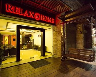 Relax At Home Boutique Hotel - Mu Si