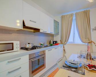 Heart Of Riva - 100m From The Lake - Happy Rentals - Riva del Garda - Küche