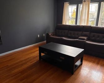 Nwk 457 Rm 213-F - Newark - Pokój dzienny