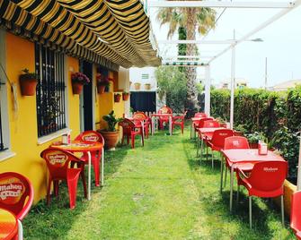 Hostal Miramar - Los Caños - Restaurante