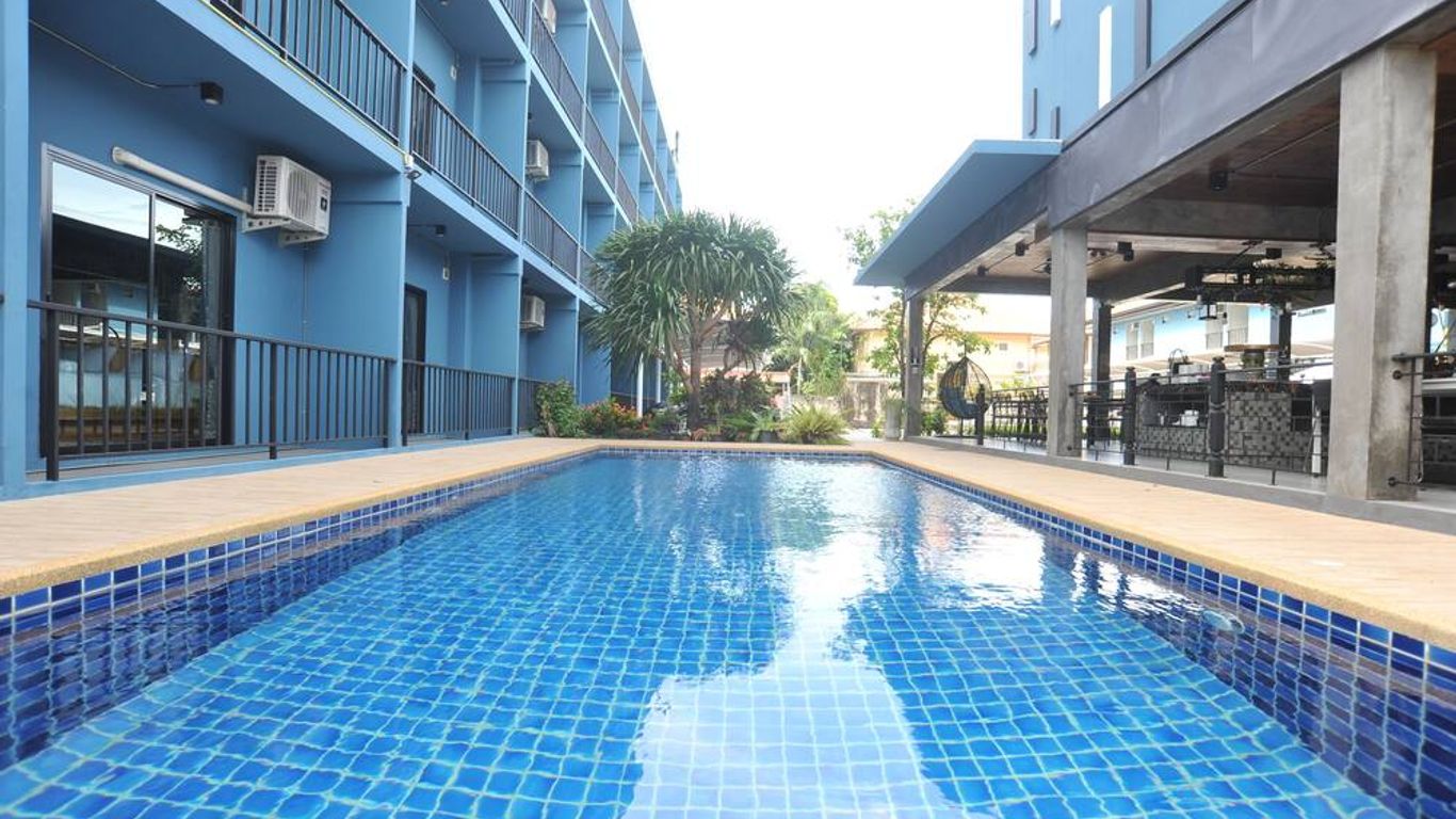 ไนน์ บลู เรสซิเดนซ์