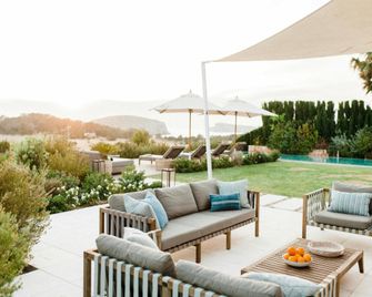 Holiday home with beautiful sea views - Sant Josep de sa Talaia - Patio