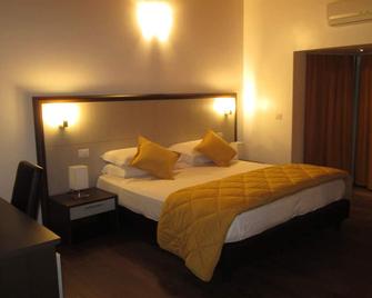 B&B Elisir - Gela - Camera da letto
