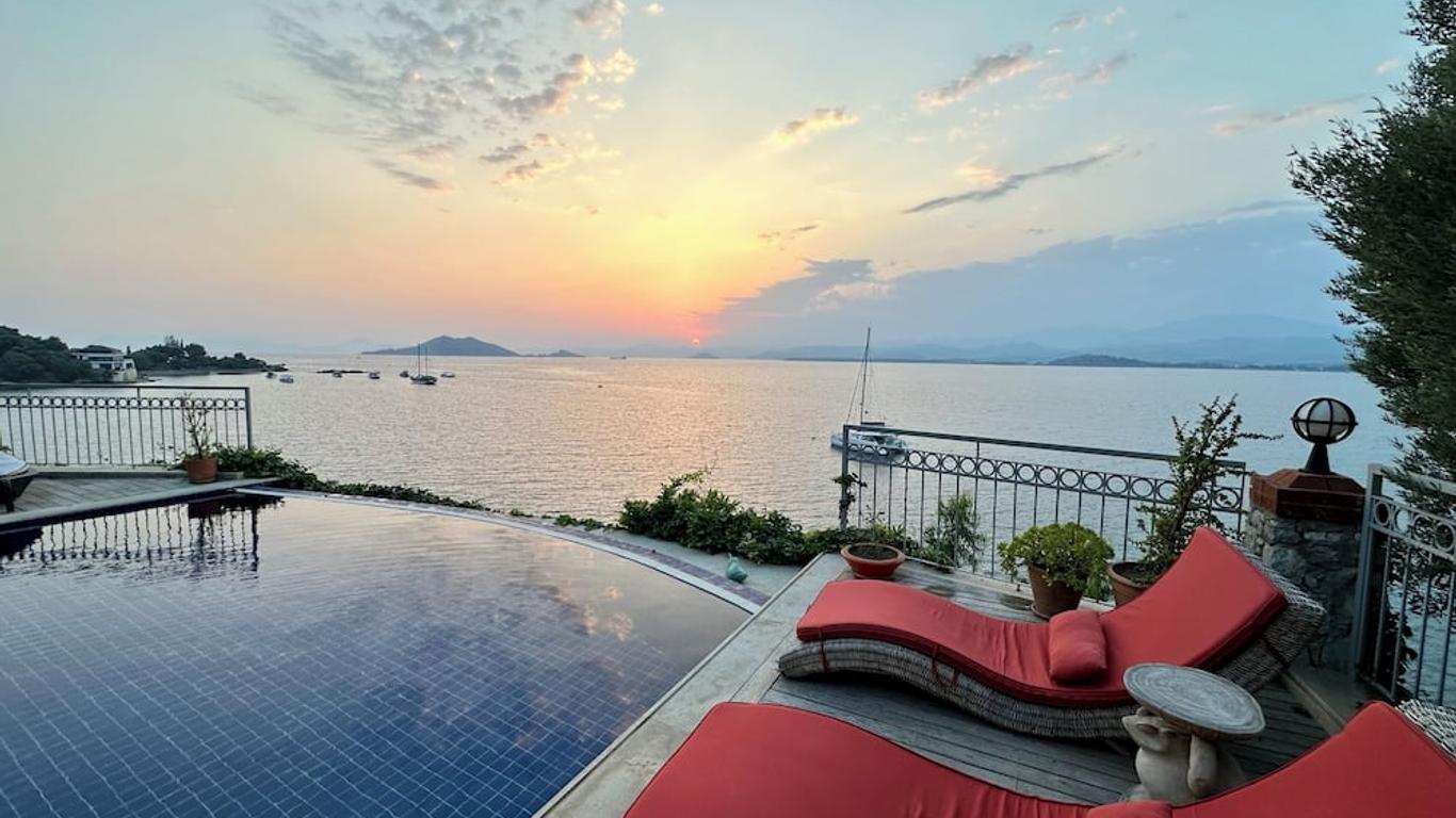 Ece Hotel Sovalye Island