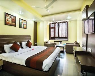 OYO 1673 Hotel MM Yellowuds - Amritsar - Bedroom
