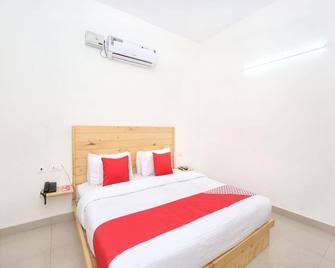 Hotel O Chandigarh - Mohali - Habitación