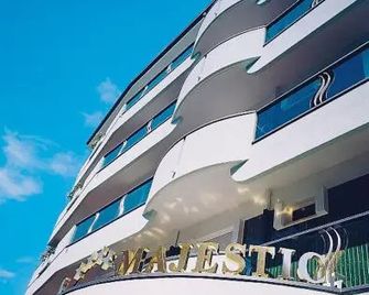 Hotel Majestic - 加比切馬萊 - 建築