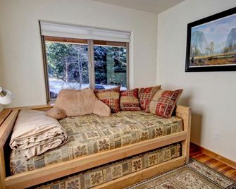 Park Reservation Included - Inside the Park Gates - Yosemite West - Sala de estar