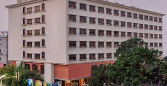 Quality Hotel DV Manor - Vijayawada