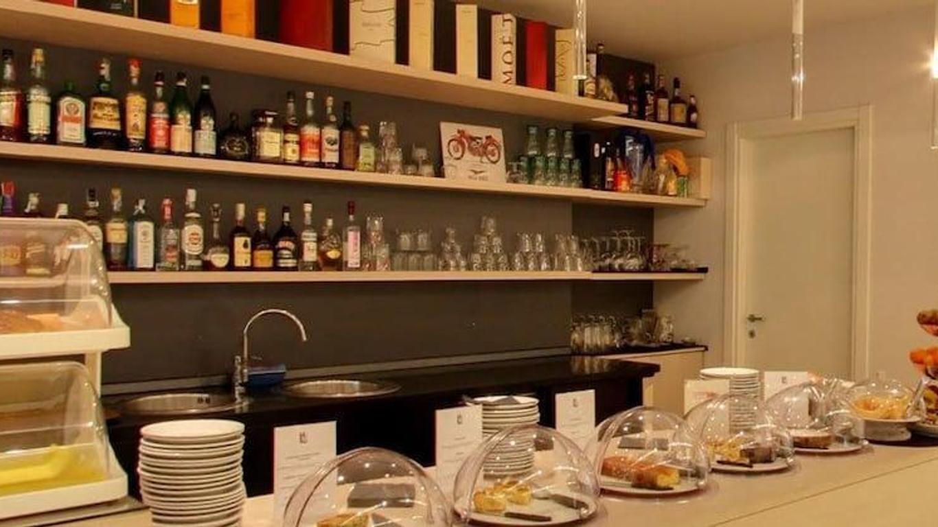 Hotel Lux
