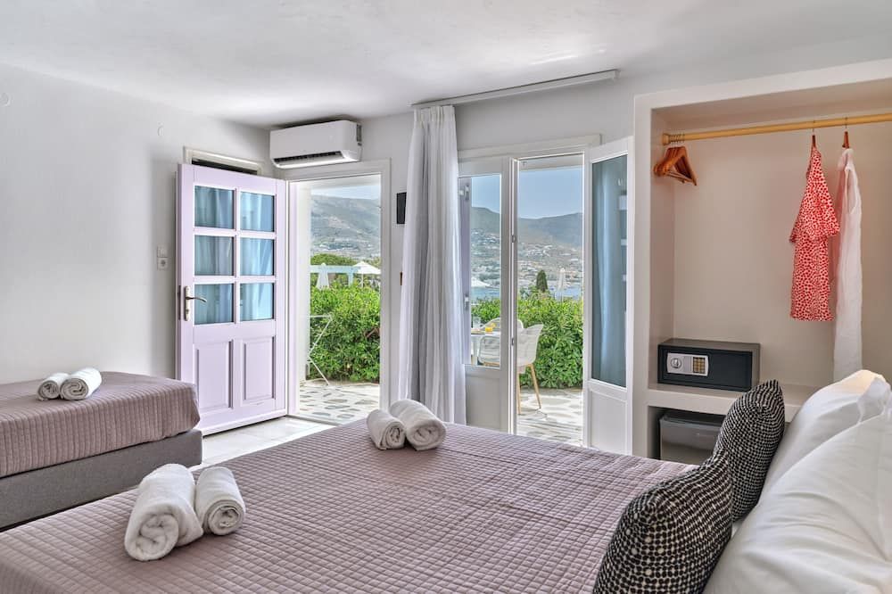 Akrotiri Hotel - Parikia