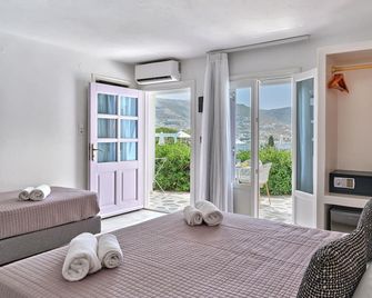 Akrotiri Hotel - Parikia