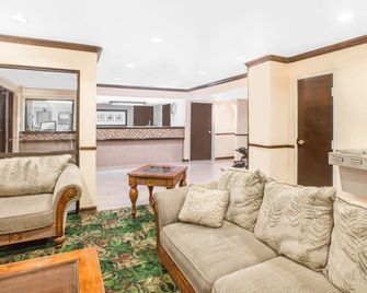Super 8 by Wyndham Corpus Christi - Corpus Christi - Olohuone