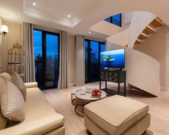 Louis Mo Apartment - Da Nang - Sala de estar