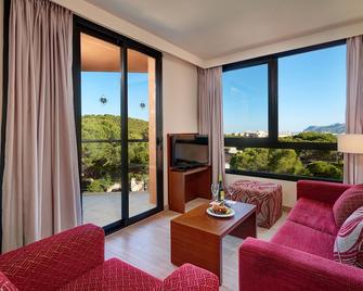 Protur Turo Pins 4 Sup - Cala Ratjada - Living room