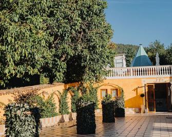 Hotel La Valle Dell'aquila - L’Aquila - Будівля