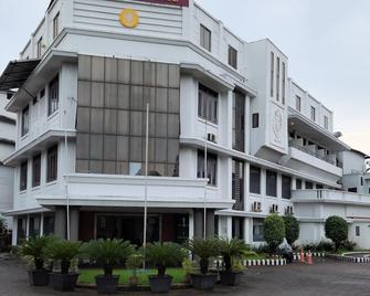 Hotel Merlin International - Thrissur - Edificio
