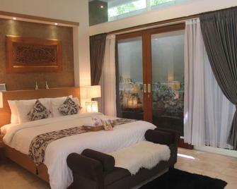 Private villa at the border of a National park - Mangsit - Habitación